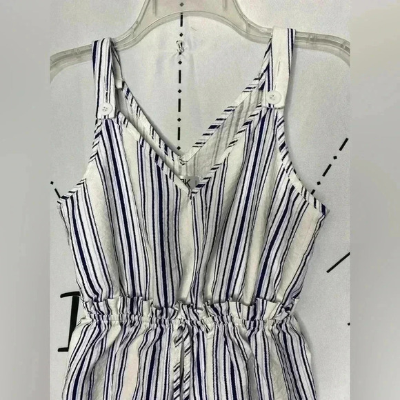 LF Seek the Label Blue & White Striped Paper-bag Waist Romper - Picture 3 of 9